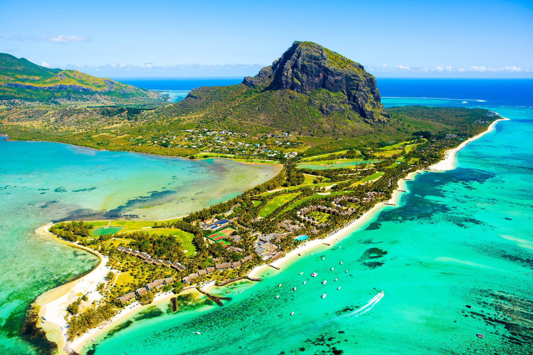 3.1 Ultimate Things To Do Mauritius Climb Le Morne Brabant 01 Shutterstock 732398668 